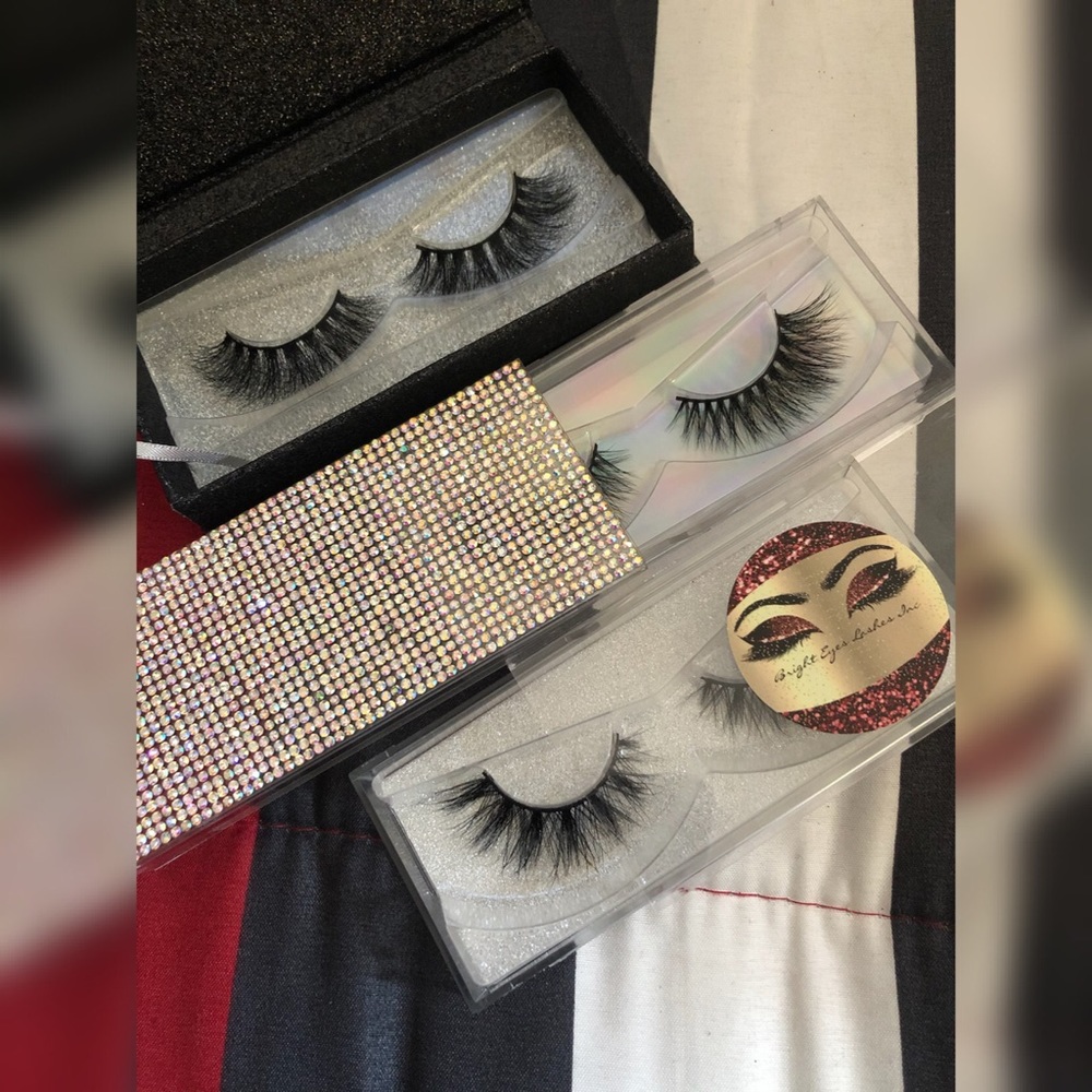 Eyelashes